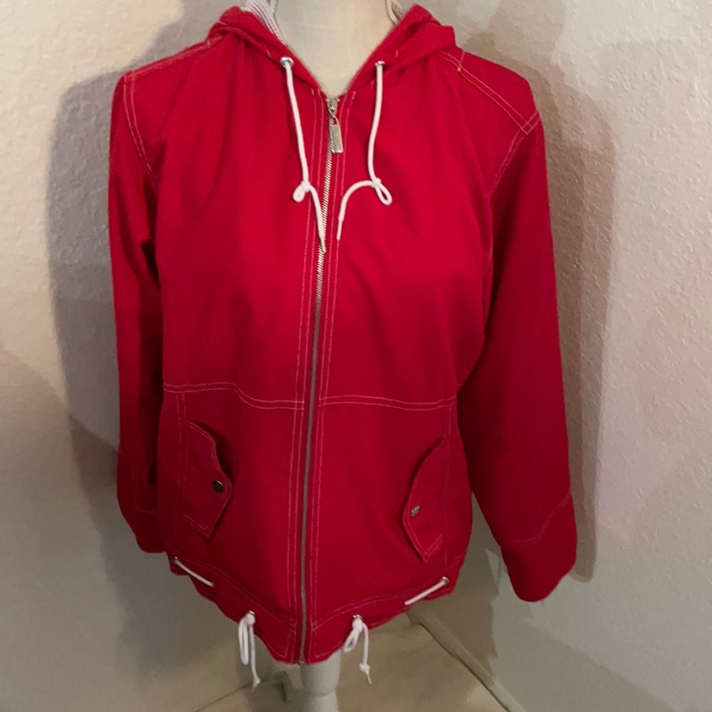 Teddi Petite Women’s Hooded Lightweight Jacket Size PM in Red